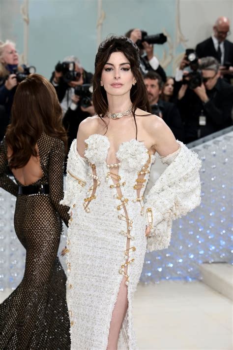 versace met gala|anne hathaway met gala 2023.